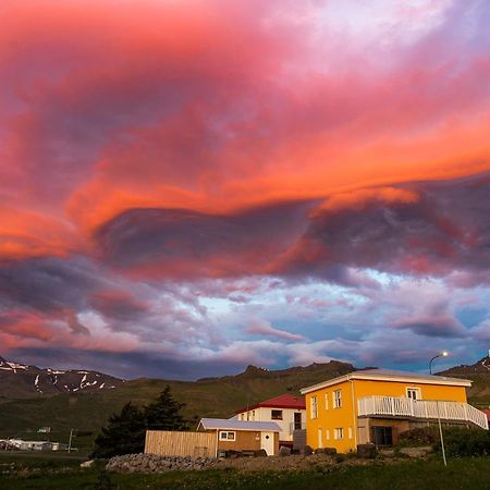 Bjarg Apartments Grundarfjordur Exterior photo
